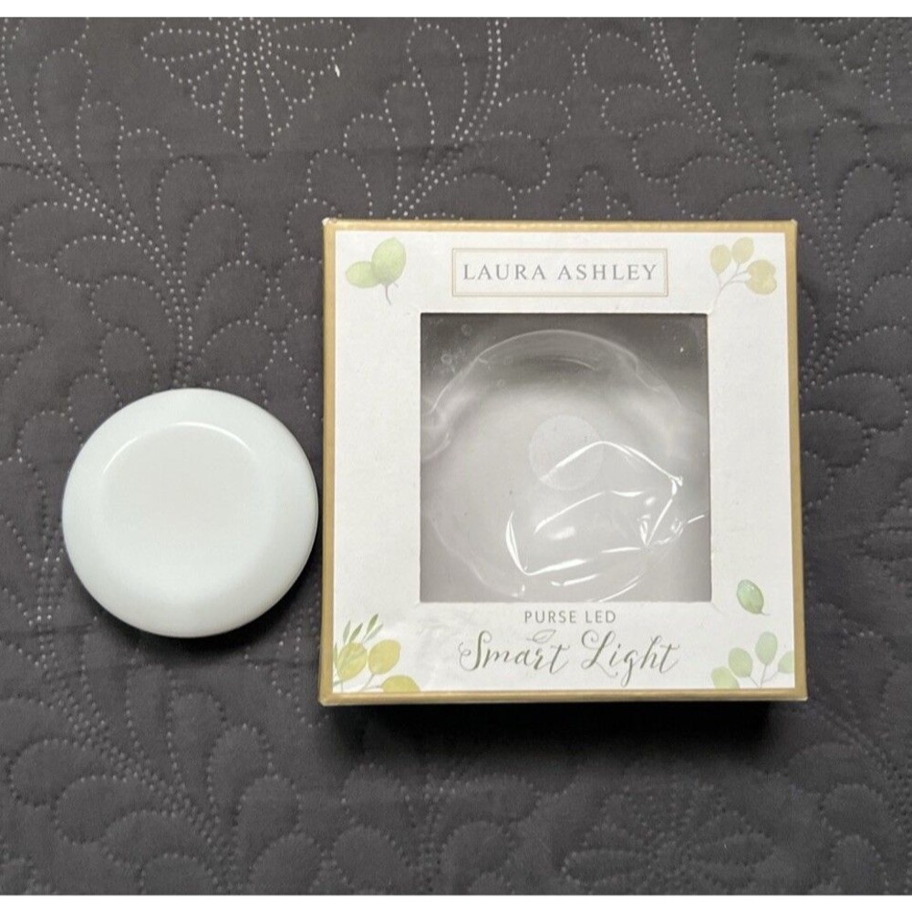 Laura Ashley Purse LED Smart Light Convenient Smart Sensor for Handbag NIB Gift - Picture 3 of 7